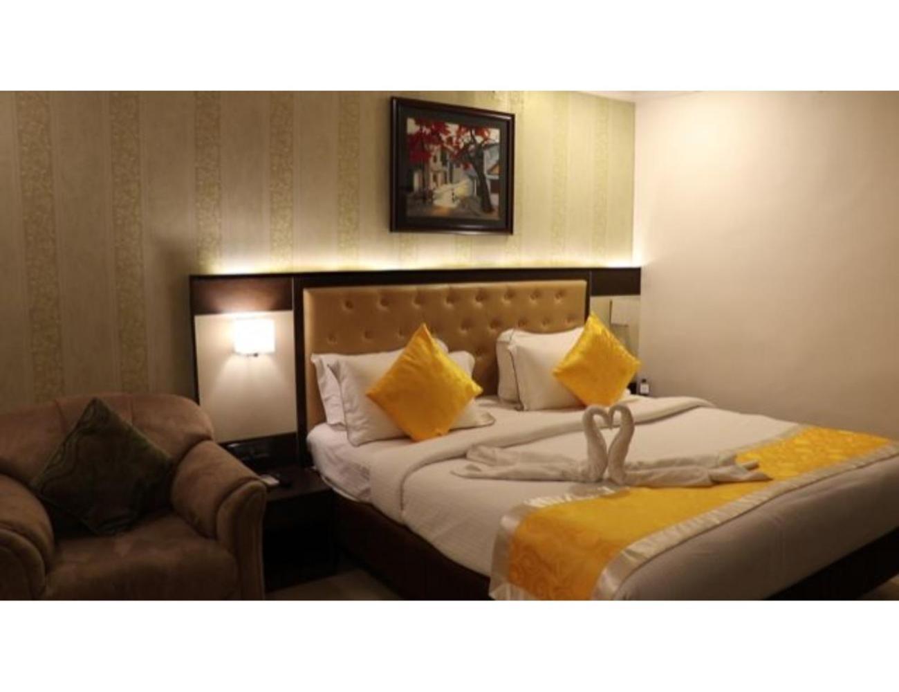 The Grand Krishna Luxury Hotel, Chikmagalūr Eksteriør bilde