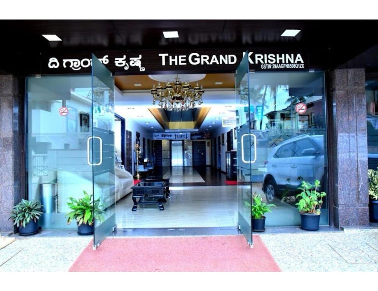 The Grand Krishna Luxury Hotel, Chikmagalūr Eksteriør bilde