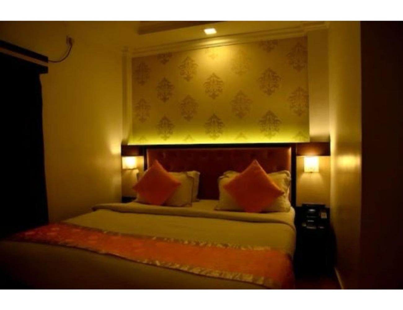 The Grand Krishna Luxury Hotel, Chikmagalūr Eksteriør bilde